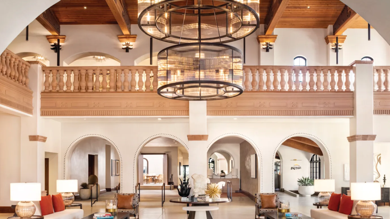 Zachari Dunes on Mandalay Beach - Lobby